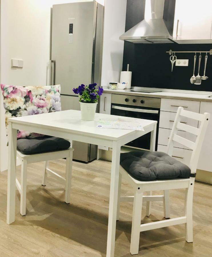 Zaragoza Centro Spain - Apartamento Nuevo Y Facilidad De Parking Экстерьер фото